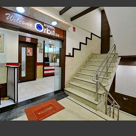 Hotel Orbit 34 Chandigarh Ngoại thất bức ảnh